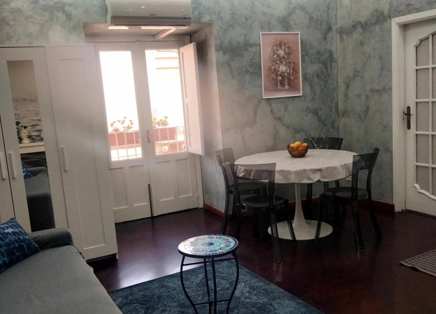 Timeo Central Apartment In Baroque Building Katánie